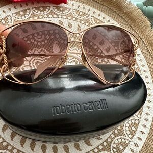 Alexander McQuuen aviators